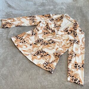 Chic Animal Print Blazer